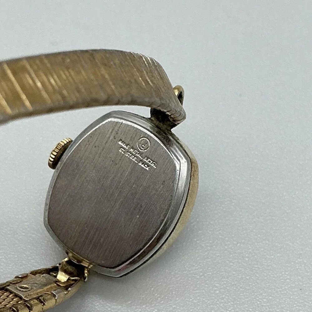 Vintage Helbros Womens Watch 17mm Gold Tone Bracelet 17 Jewels Manual Wind 6